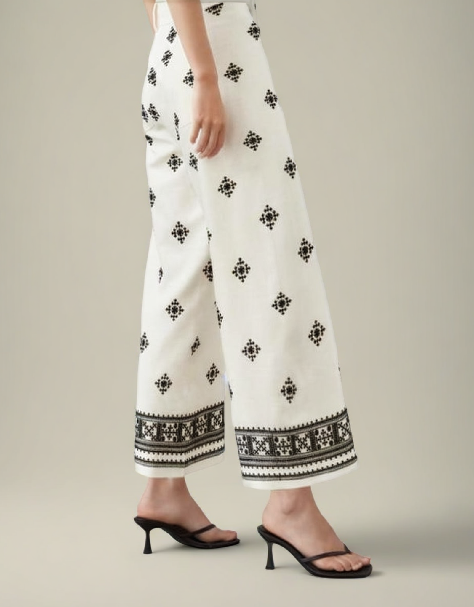 Pantalon Brodé Femme Élégant et Confortable