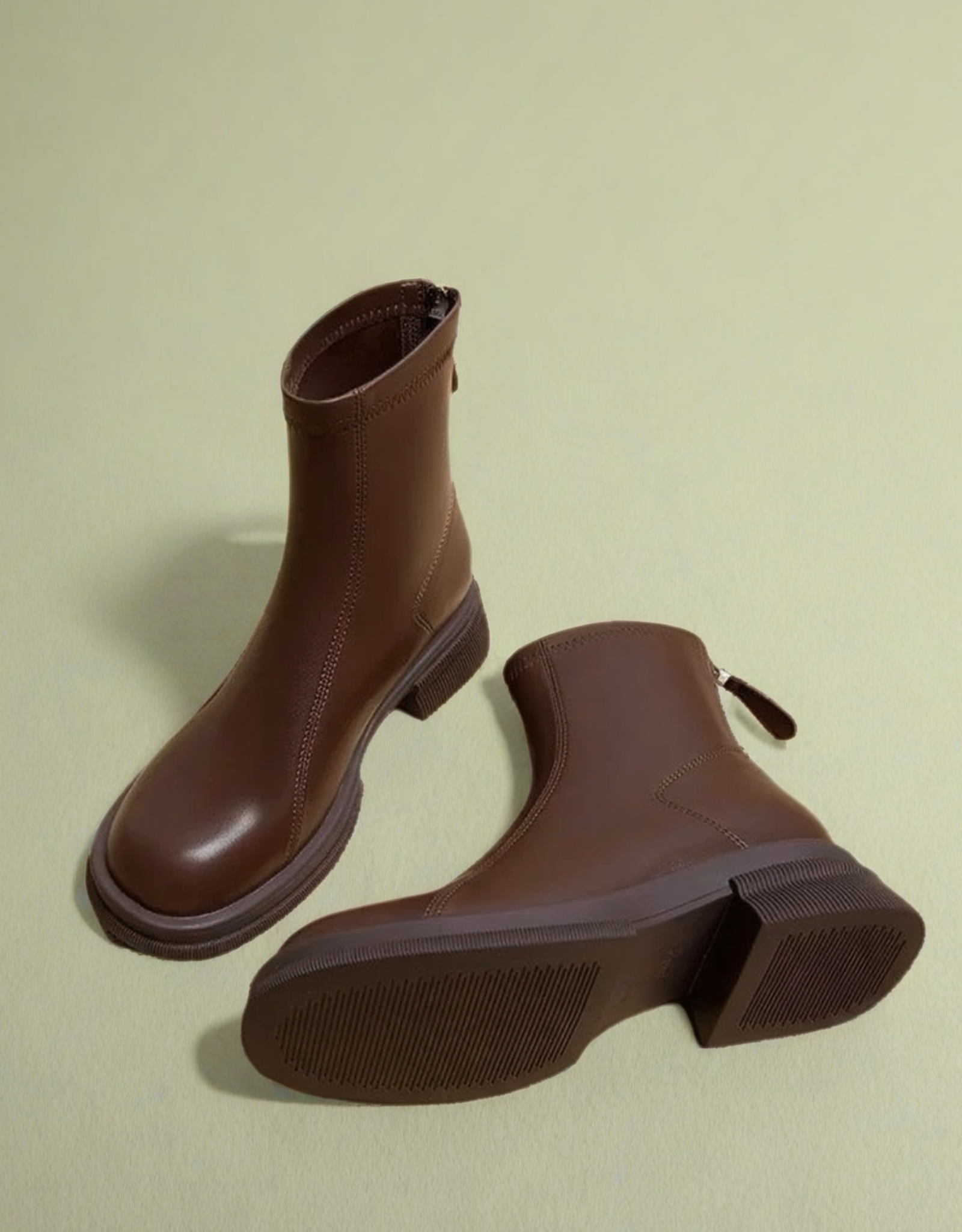 Bottines femme automne hiver en cuir marron avec fermeture éclair et semelle durable