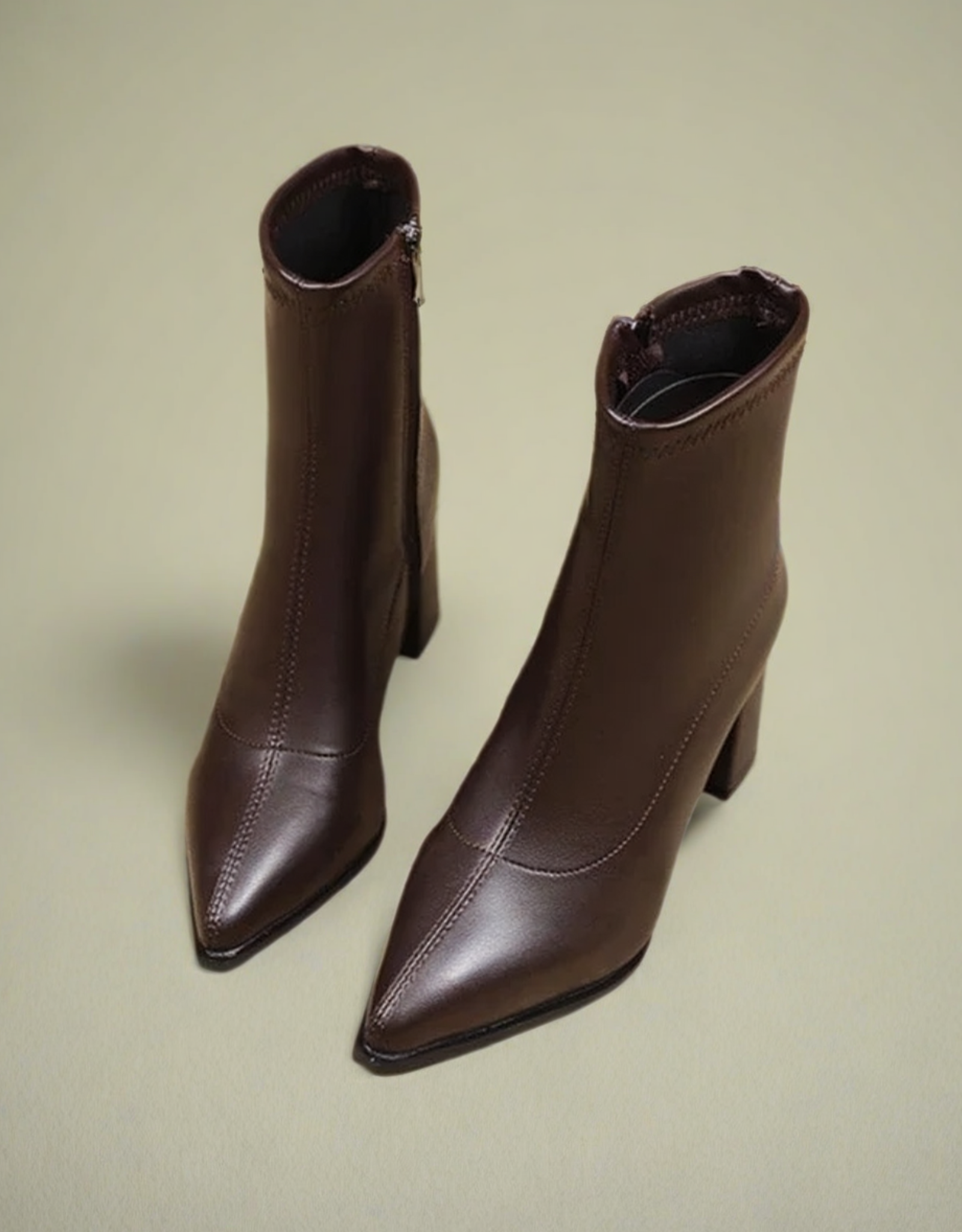 Bottines femme automne hiver en cuir marron à talon aiguille et fermeture éclair latérale