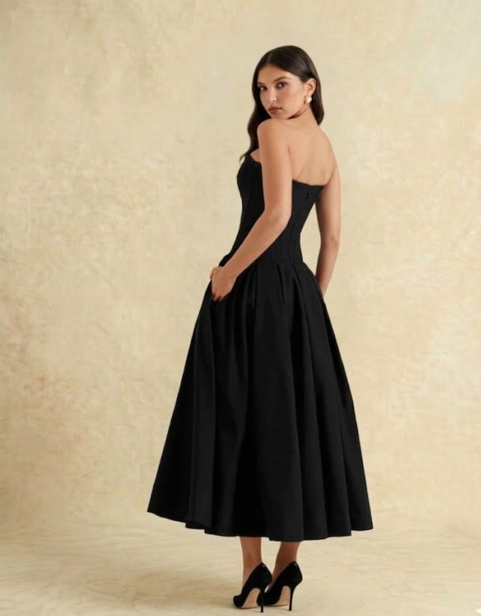 Robe Noire Élégante Midi pour Événements