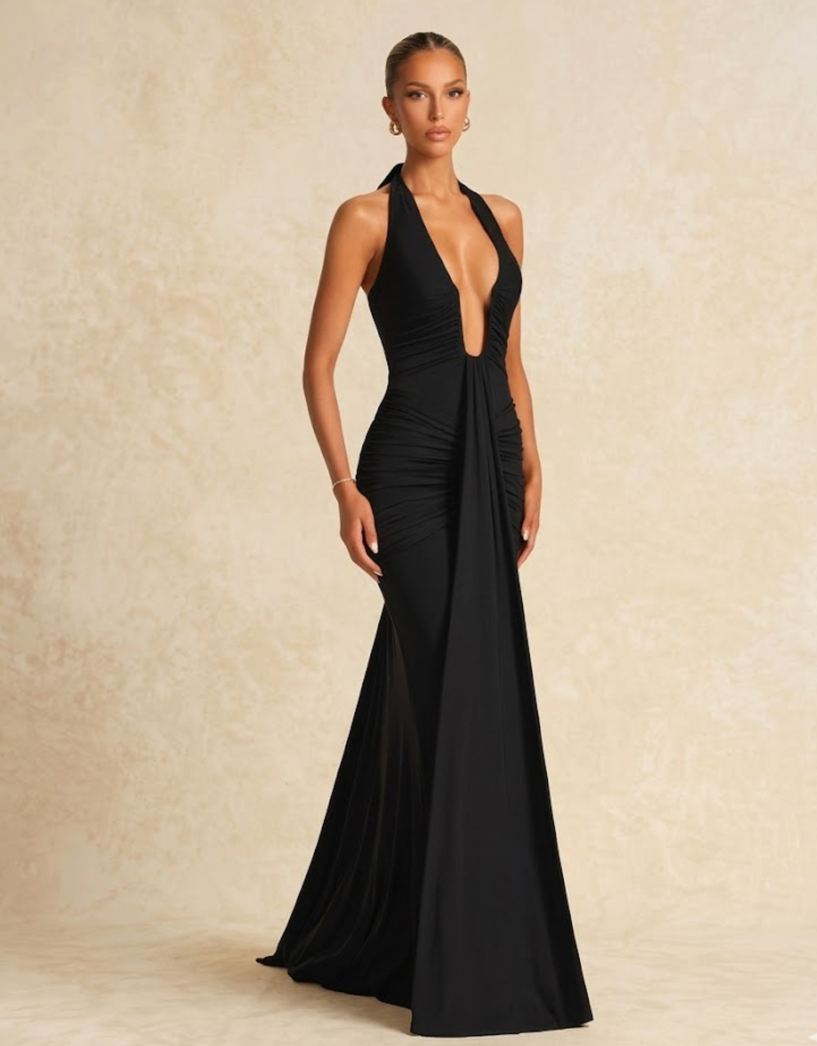 Robe Longue Dos Nu Élégante de Fondelier