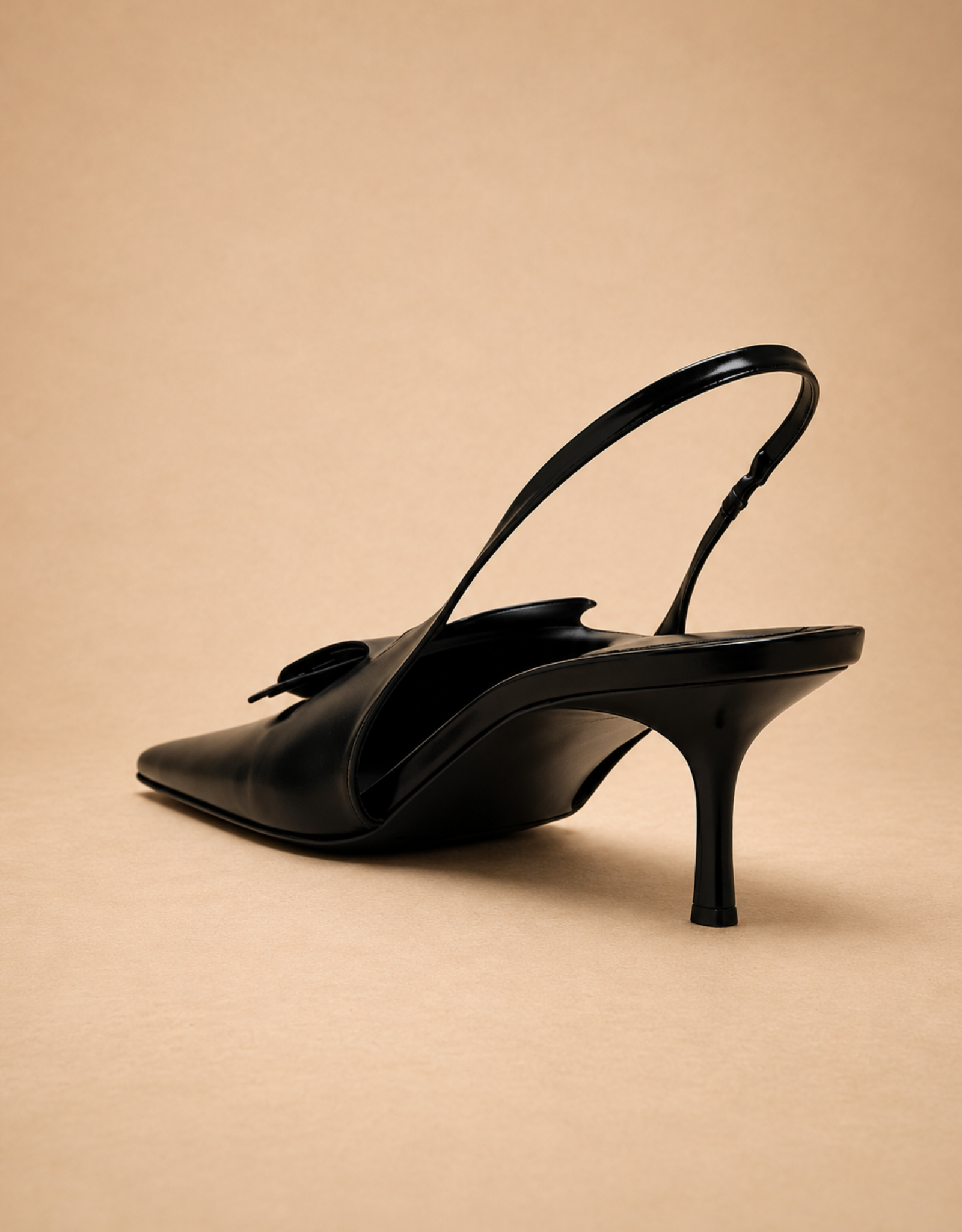 Sandales à talons papillon Fondelier élégantes en cuir