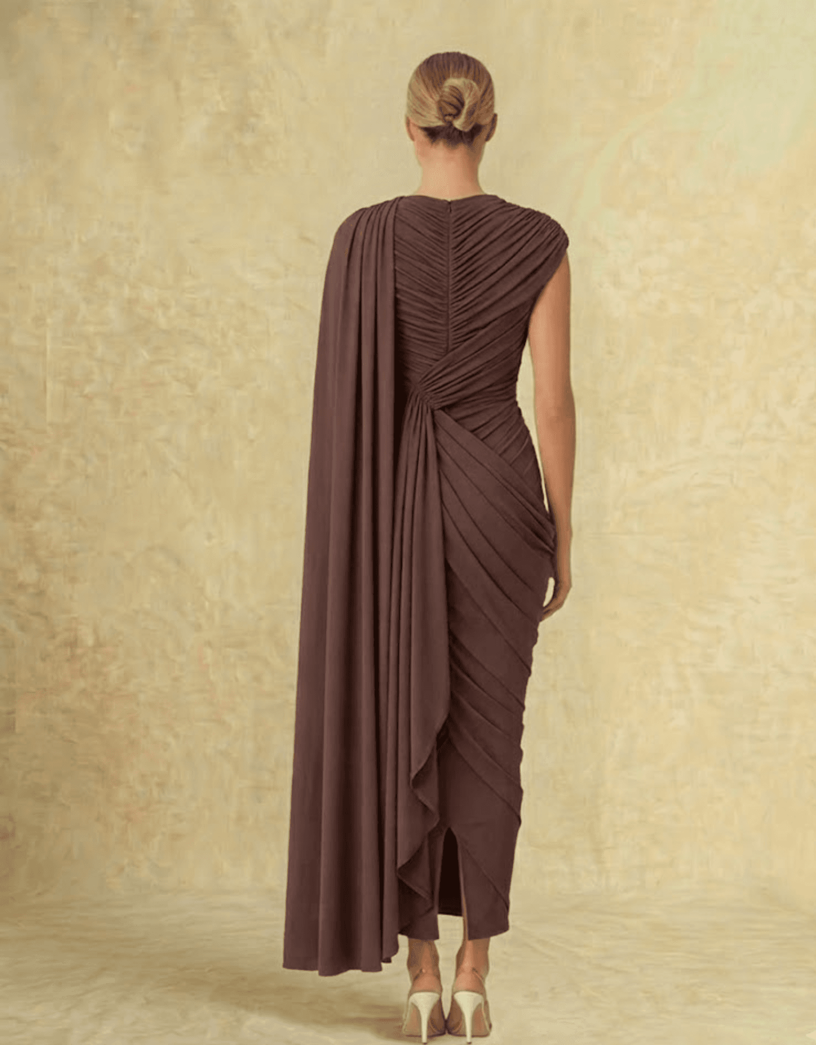 Robe courte élégante femme de Fondelier - Chic et moderne