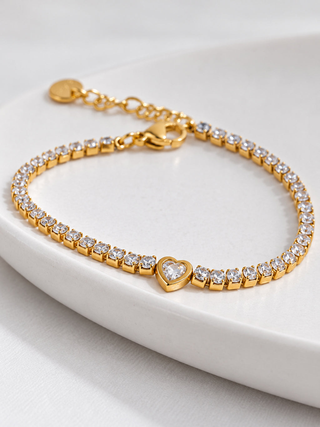 Heartbeat Zirconia Bracelet — detail view
