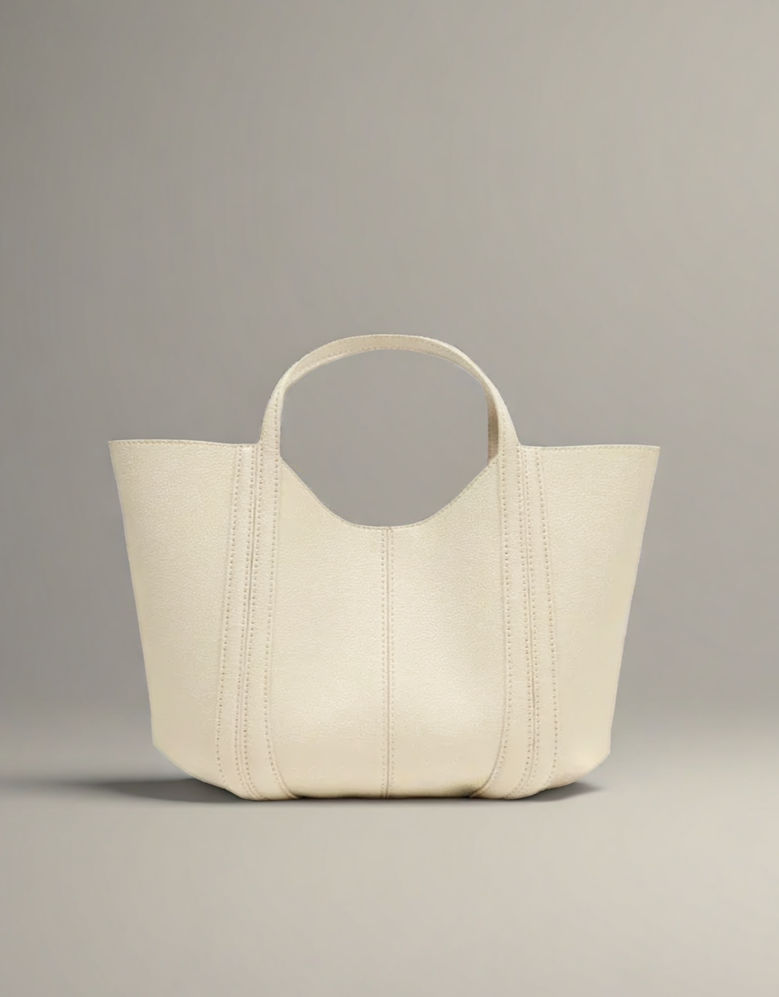 Mini sac à main tendance de Fondelier en couleur blanche, parfait pour les sorties estivales.