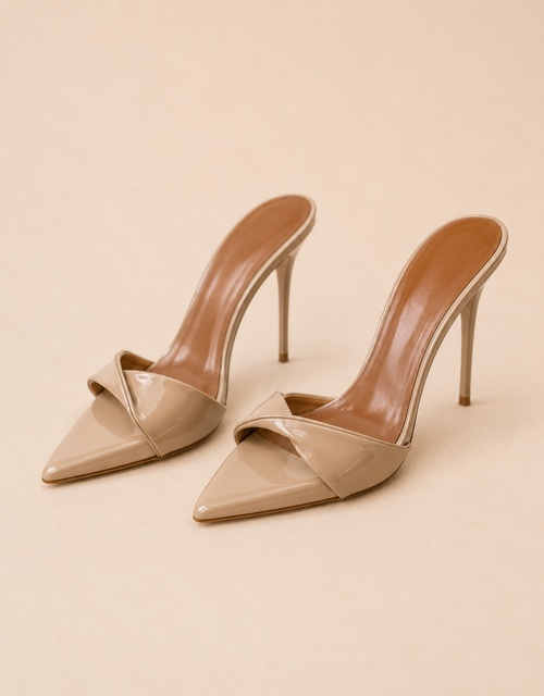 Mules femme Fondelier élégantes en beige avec talons aiguilles et design pointu