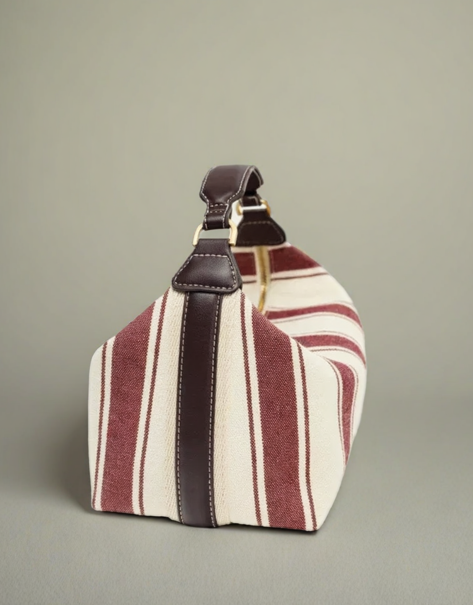 Sac baguette rayé femme en toile beige et bordeaux avec poignées en cuir élégant