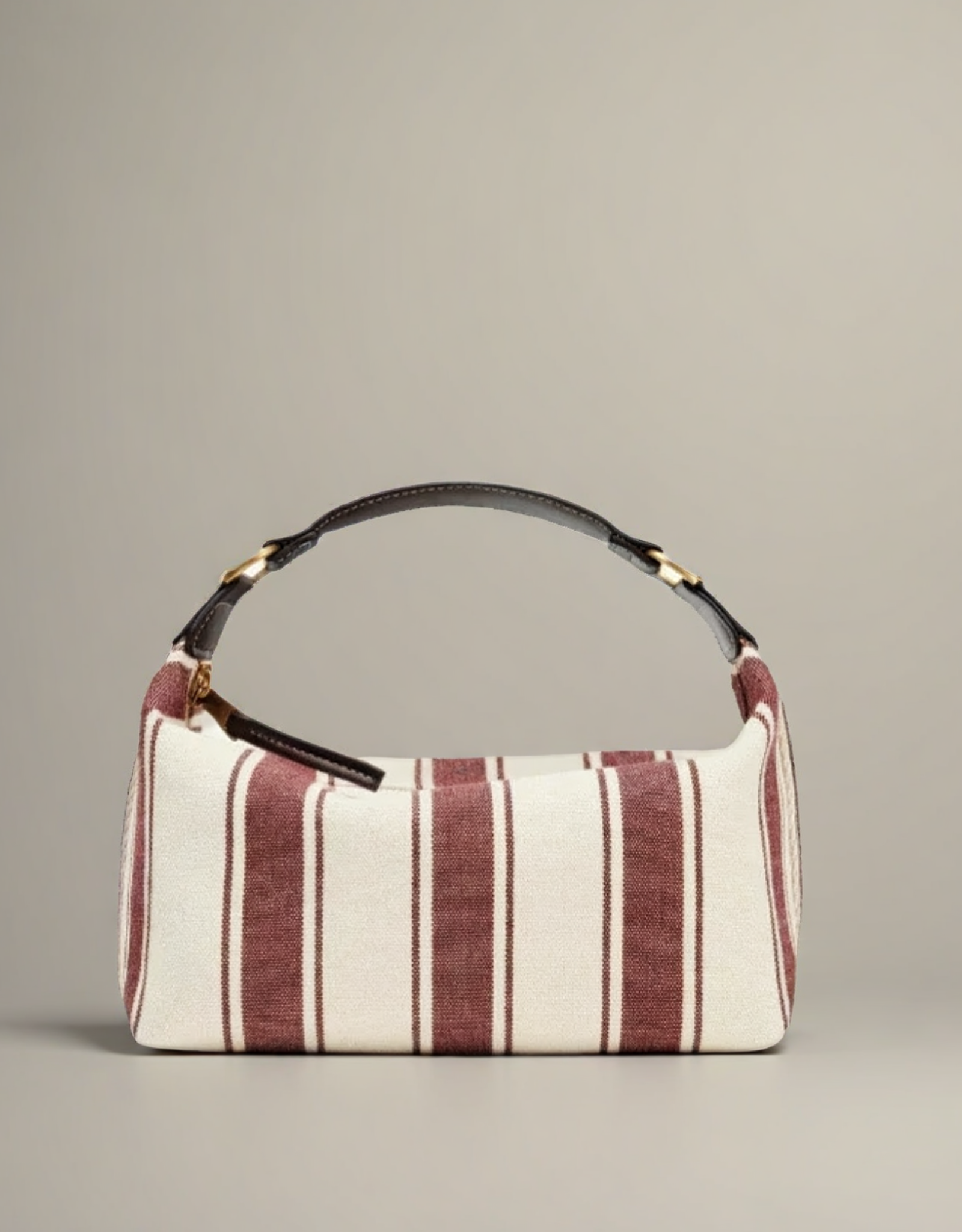 Sac baguette rayé femme en toile beige et bordeaux avec anse en cuir pour un look élégant