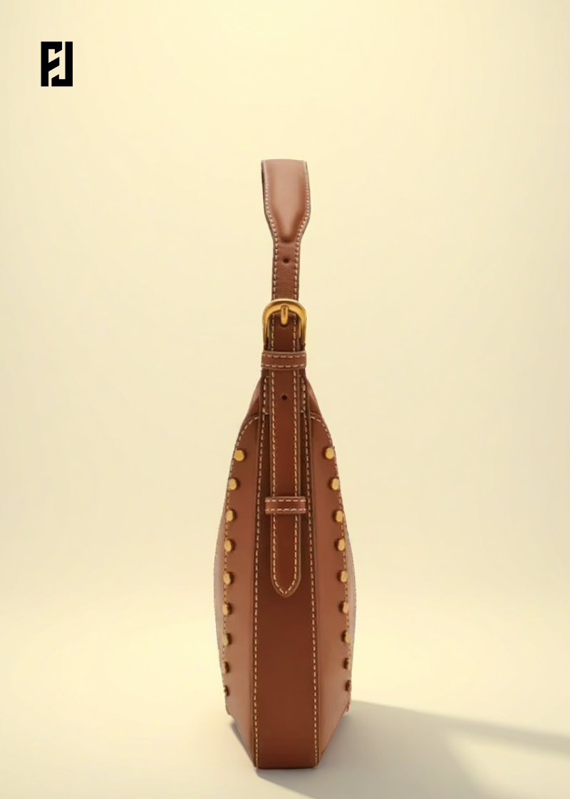 Sac épaule demi-lune punk en cuir marron