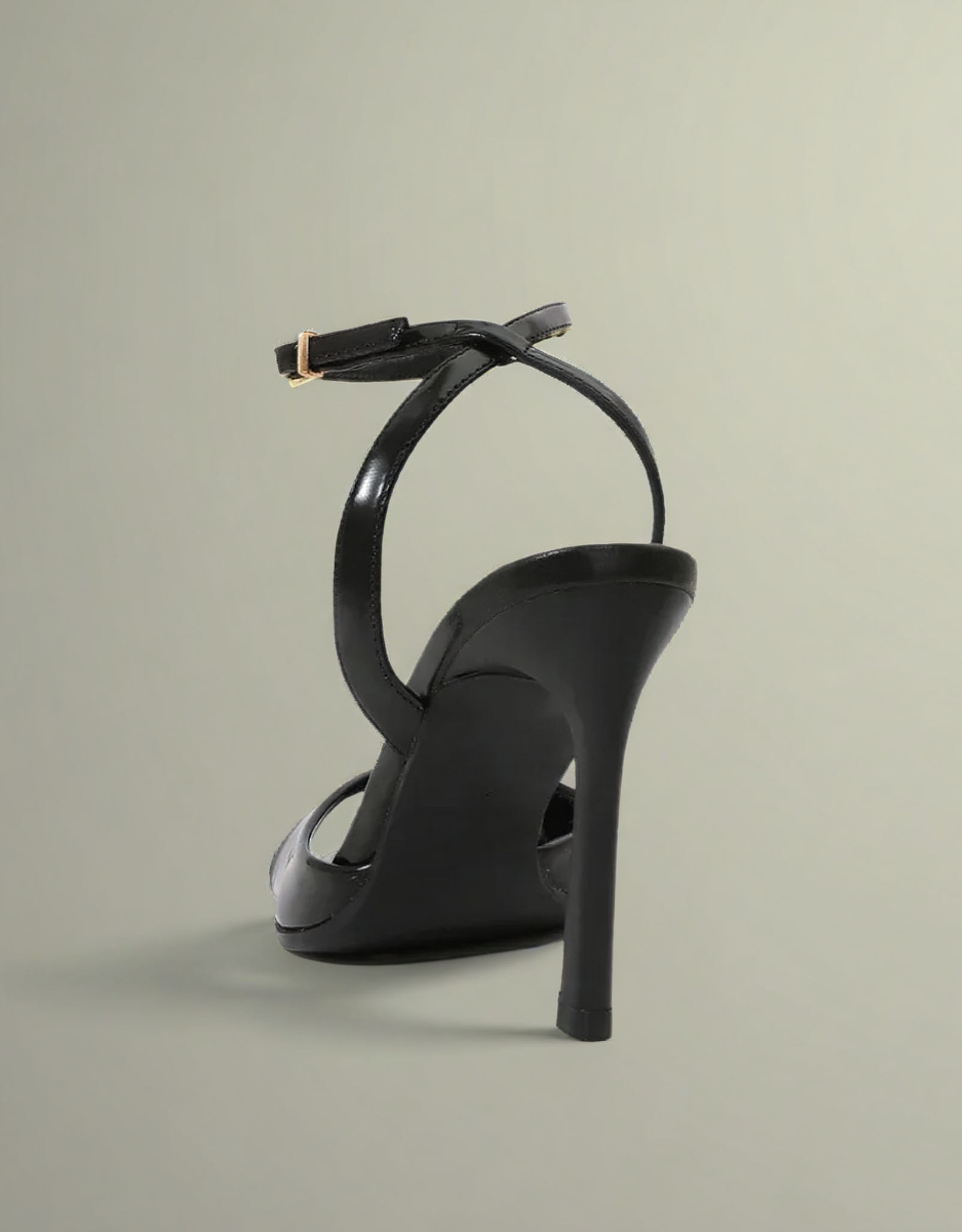 Sandales à talon haut femme en cuir noir avec lanières croisées et bride à la cheville