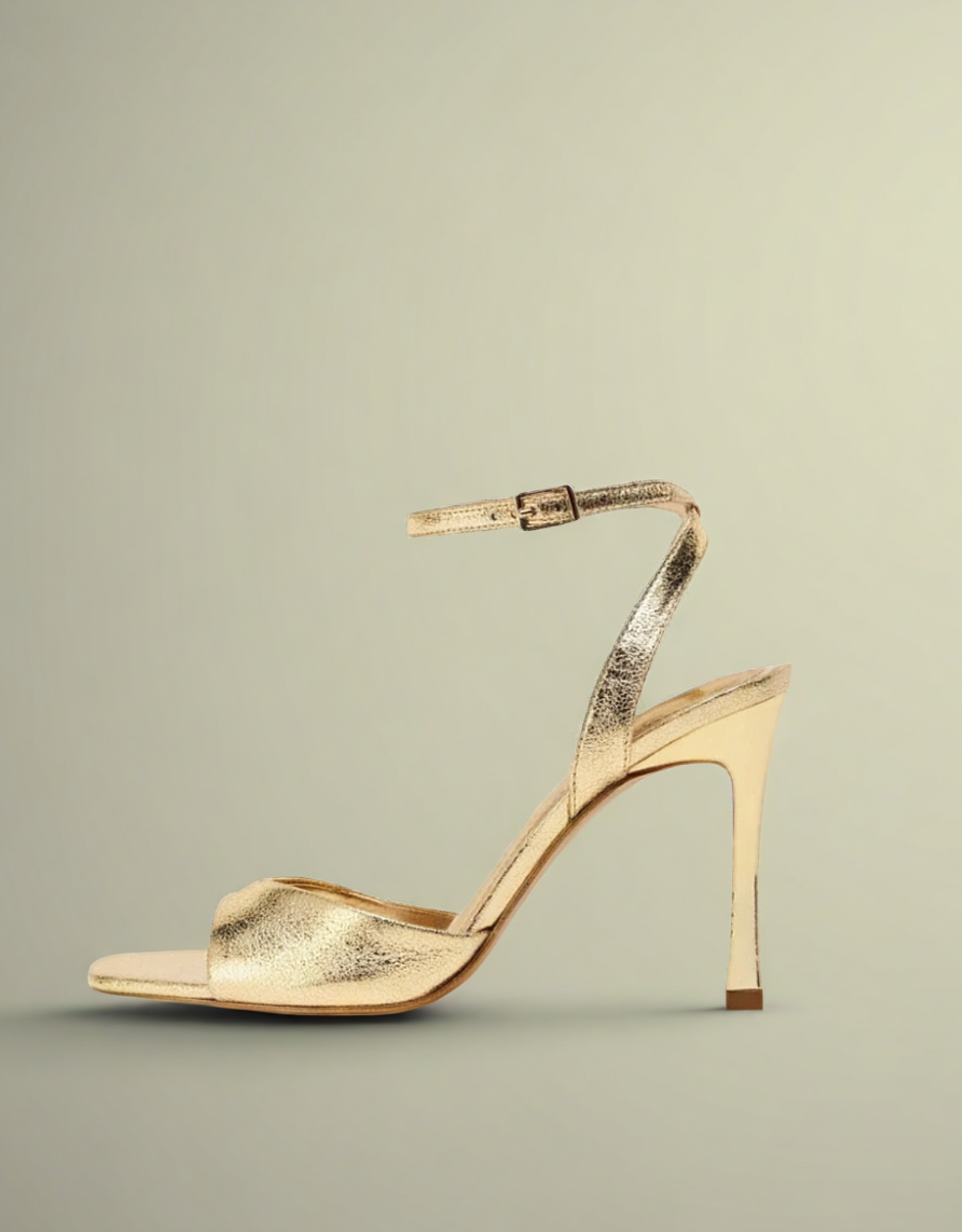 Sandales dorées à talons hauts femme de Fondelier avec une bride délicate et un design élégant